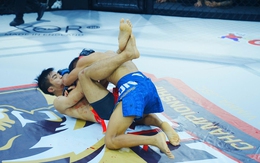 Võ sĩ Trung Quốc đấm nhầm đồng đội, đấu hòa bộ đôi Việt Nam-Brazil