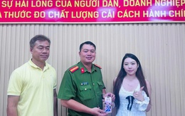 Nữ hành khách Trung Quốc tá hỏa sau khi rời taxi