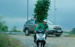 Gia cảnh sa sút, 2 vợ chồng giấu nhau đi làm shipper nhưng bị cả MXH lên án