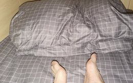 Nữ sinh sốc nặng vì bạn cùng phòng lén làm một việc mỗi đêm: Một người làm, cả phòng khó chịu!