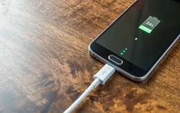 1 thói quen sạc điện thoại của nhiều người khiến tài khoản ngân hàng bị đánh cắp mà không hề hay biết