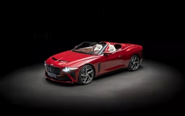 Chiếc Bentley cực hiếm này 'mất giá' gần 22 tỷ đồng sau 1.000km lăn bánh, chứng minh không phải cứ bản giới hạn là bán lãi