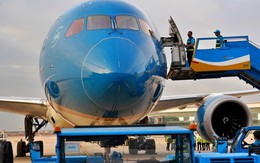 Bên trong chuyến bay đặc biệt vừa hạ xuống sân bay Long Thành