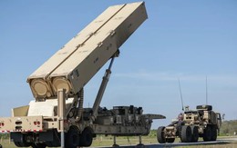 Tên lửa siêu vượt âm Dark Eagle hủy diệt mục tiêu cách 3500 km