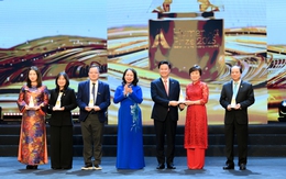 23 dự án, 2 cá nhân được vinh danh ở Giải thưởng Hành động vì cộng đồng 2025: Khoảnh khắc nhận cúp không phải là điểm kết, mà là điểm bắt đầu