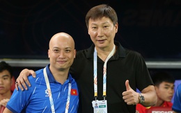 HLV Kim Sang-sik hoàn tất "cú ăn ba" siêu hạng, chính thức đi vào lịch sử bóng đá Đông Nam Á