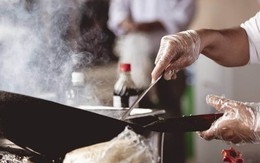 Một người nấu ăn, cả nhà ung thư? 5 thói quen trong nhà bếp đầu độc sức khỏe, cái đầu tiên hầu như ai cũng mắc