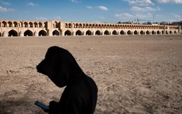 Thủ đô Tehran chìm trong khủng hoảng nước