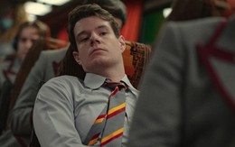 Xem phim Sex Education lần thứ 5, tôi hốt hoảng nhận ra lý do con trai mình lầm đường, ngay hôm sau liền đề nghị ly hôn chồng