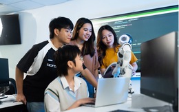 Nghề thuộc top 10 ngành tăng trưởng nhanh nhất đến 2030: Khát nhân lực 10 năm tới, lương lên tới 50 triệu đồng/tháng