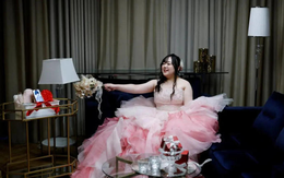 Cô dâu Nhật và cuộc hôn nhân ảo với chú rể AI gây tranh cãi