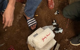 Máy xúc xới tung mặt đất, hé lộ kho chất cấm trong chuyên án ma túy lớn tại Đắk Lắk