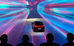 Ngành xe điện bước vào ‘kỷ nguyên 18 tháng’: Các hãng ô tô Phương Tây đang phá vỡ mọi quy tắc cũ để sinh tồn