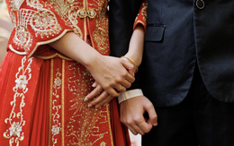 Cưới người ngoài tỉnh cũng bị phạt tiền: Chuyện khó tin ở một ngôi làng Trung Quốc