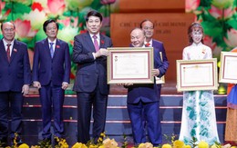 Anh hùng Lao động hơn 90 tuổi: Mỗi năm 3 đề tài nghiên cứu, trực tiếp điều hành DN cơ khí tại Lào Cai, mỗi ngày làm từ 5 giờ sáng đến đêm