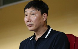 HLV Kim Sang-sik gây tranh cãi vì không bầu Hoàng Đức cho ngôi vị Quả Bóng Vàng Việt Nam