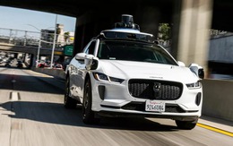 Nghề lạ đời nhất kỷ nguyên xe tự hành: Một lần đóng cửa xe cũng có thể kiếm được 600 nghìn đồng