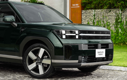 Hyundai Santa Fe bản mới vừa ra mắt Việt Nam, ngang hạng Everest mà đi phố ăn ít xăng hơn Vios