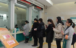 Mang sổ tiết kiệm 149 triệu đồng đi rút, người phụ nữ choáng váng khi nhân viên thông báo: “Chi nhánh ngân hàng nơi chị gửi tiền không tồn tại”