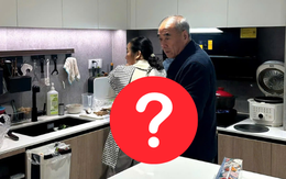 Phóng to ảnh giúp việc với bố chồng trong bếp: Con dâu bật khóc khi hiểu ra