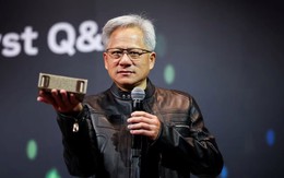 CEO Nvidia Jensen Huang chỉ ra lợi thế cực lớn của Trung Quốc so với Mỹ giữa cơn sốt AI.