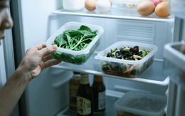 1 cặp vợ chồng cùng bị đột quỵ, bác sĩ nói tủ lạnh đựng 3 thực phẩm này quá lâu gây cục máu đông: “Vứt đi đừng tiếc”!