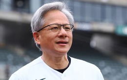Sức nóng từ Trung Quốc ngay sau lưng, ông Trump họp riêng với CEO vừa lập trung tâm dữ liệu AI tại Việt Nam