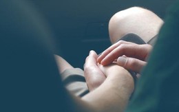 Bản tin 8H: Trung tá công an bị cách chức vụ trong Đảng vì quan hệ bất chính với vợ người khác