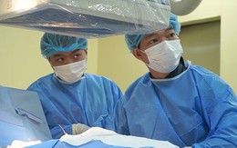 Ho ra máu 'sét đánh' trong đêm, người đàn ông nguy kịch tính mạng