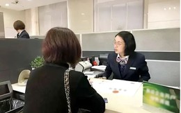 Nữ doanh nhân gửi 35 tỷ đồng vào tài khoản, sau 4 tháng chỉ còn 2 nghìn đồng, có hơn 80 giao dịch bất thường: Giám đốc ngân hàng thông báo "đó là quy trình nội bộ"