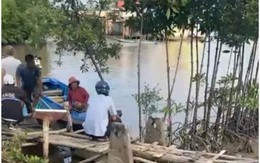 Tìm thấy thi thể bé trai 3 tuổi rơi xuống sông sau vụ hai xuồng máy đâm nhau