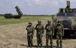 Tên lửa phòng không Trung Quốc "chễm chệ" giữa lòng Châu Âu