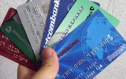 Ngân hàng cảnh báo: Không chụp ảnh 2 mặt thẻ ATM, thẻ tín dụng lưu trong điện thoại hoặc đăng lên mạng xã hội