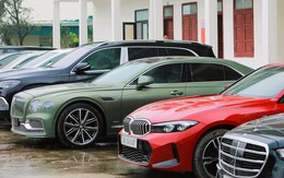 Choáng với dàn "siêu xe" trong đường dây lừa đảo hàng trăm tỉ đồng