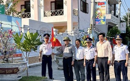 Hai Phó Ban Dân vận Tỉnh uỷ Bình Định cùng xin nghỉ hưu trước tuổi