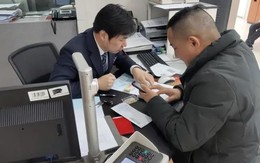 Doanh nhân gửi tiết kiệm 170 tỷ đồng, lãi suất cao gấp 5 lần bình thường, 1 năm sau đi rút thì ngân hàng thông báo: "Phiếu gửi tiền là giả mạo"