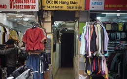 Hà Nội: Những căn nhà cũ nát nhưng có giá cả trăm tỷ là nơi ở của chục hộ gia đình, phải nấu ăn trong nhà vệ sinh