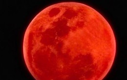 Cận cảnh trăng máu đỏ rực ở Việt Nam, dân tình càng bất ngờ hơn về địa điểm chiêm ngưỡng