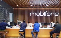 Không chỉ các cửa hàng Viettel, người dân còn có thể tới MobiFone, Long Châu, Bưu điện Việt Nam, FPT Shop, VNPT để cấp lại giấy phép lái xe, đăng ký kinh doanh, đăng ký kết hôn