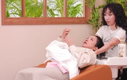 Mỹ Linh nói con gái: "Tao đẻ ra mày mà lại không gội đầu cho mày à?"