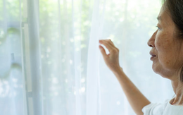 Lương hưu 10 triệu đồng, tôi nhận ra dù có bao nhiêu tiền tiết kiệm cũng đừng làm 3 việc này: Tuổi già sớm hối hận