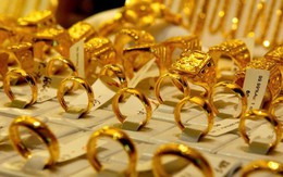 Người phụ nữ bán 27 chỉ vàng giá 230 triệu: Vừa nhận chuyển khoản thanh toán thì tài khoản ngân hàng lập tức bị phong tỏa