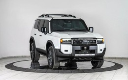 Chi tiết Toyota Land Cruiser Prado bản bọc thép
