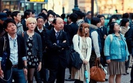 Luật hấp dẫn có thật không? Tại sao khổ đau sẽ đến với người nhiều đau khổ, còn tiền thì lại chảy vào túi những người không thiếu tiền?