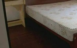 Em bé kêu “có con quái vật dưới gầm giường" trước khi đi ngủ, bảo mẫu cúi xuống kiểm tra phát hiện sự thật còn kinh hãi hơn thế
