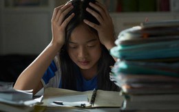 Nữ sinh có giấy báo trúng tuyển, vừa đóng 82 triệu đồng học phí nhà trường lại thông báo: "Em đỗ nhưng chúng tôi không thể nhận em"