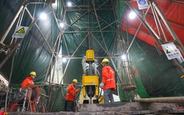 Trung Quốc khoan sâu 2000m, tín hiệu báo có kho báu “nặng 8 lần tượng Nữ thần Tự do”: Giá trị 2 triệu tỷ