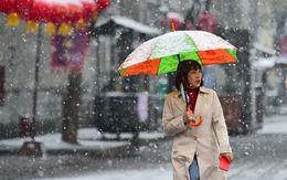 Miền Đông Trung Quốc hứng chịu bão tuyết và nắng nóng kỷ lục