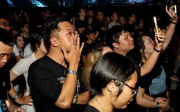 Khán giả xúc động, bật khóc trong đêm rock kỷ niệm 30 năm ban nhạc Bức Tường