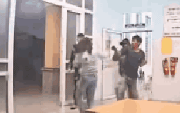 Nữ y sĩ bị 3 người đàn ông vây đánh: Bí thư xã nói gì?